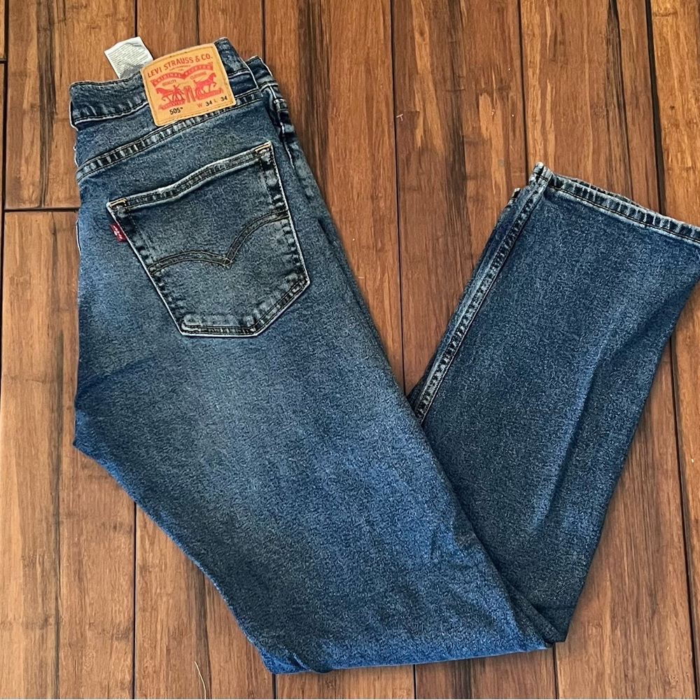 Levi’s 505 Size 34 x 34 Like New
